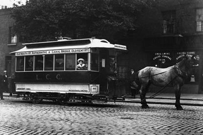 drawn-trolley-early-horse-7.jpg