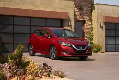 2018-Nissan-LEAF-US-06.jpg