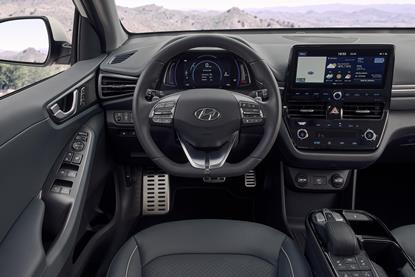 cdn-hyundai-ioniq-hmi